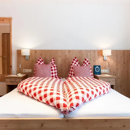 Concordia アパート バート・ウィーゼ